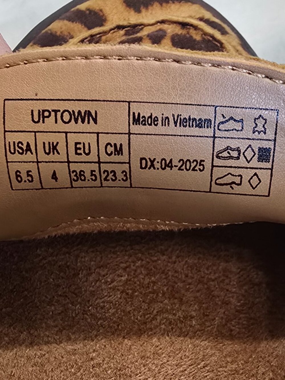 Vionic Uptown Loafer Tan Leopard Suede Women's Sizes NEW Mature Comfort - Picture 12 of 16